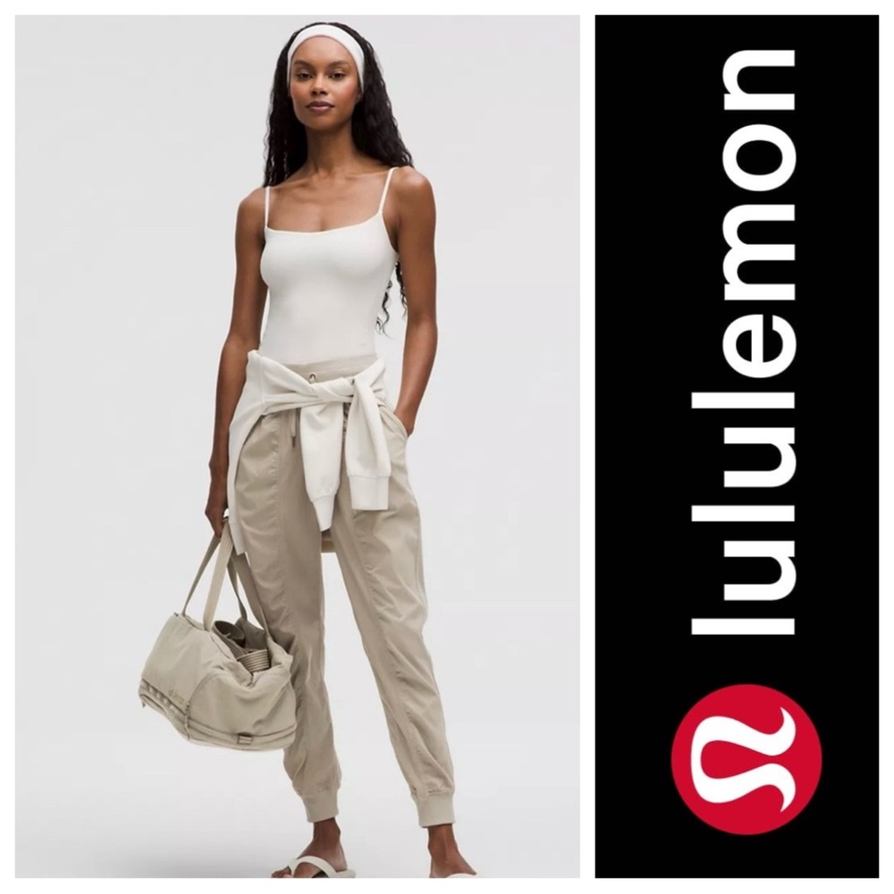 NWOT lululemon athletica Women's Dance Studio Tan Joggers
